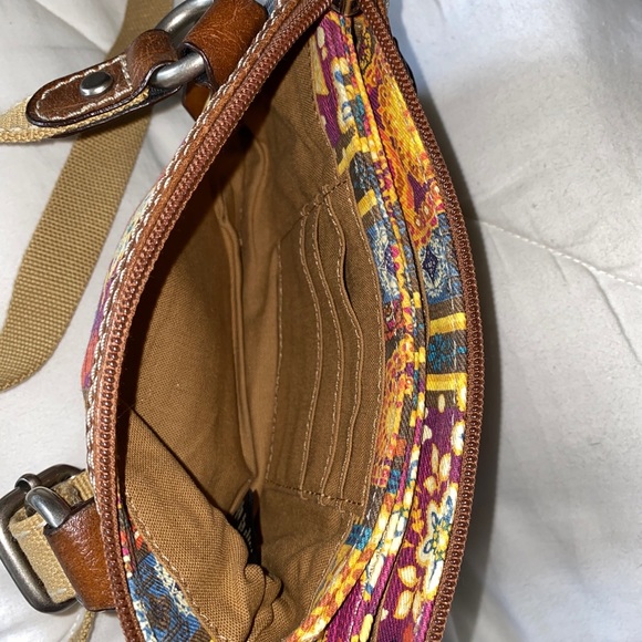 FOSSIL crossbody - Picture 7 of 12